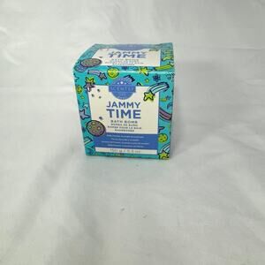 NIB Scentsy Jammy time bath bomb